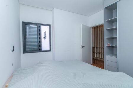 Casa à venda com 150m², 3 quartos e 3 vagasSuíte 1