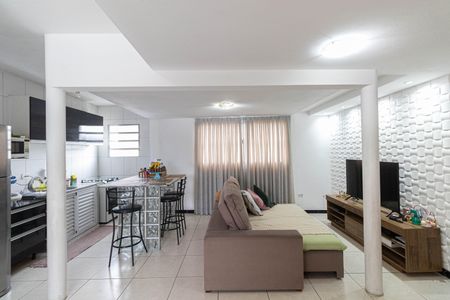 Casa para alugar com 40m², 1 quarto e sem vaga