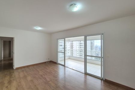 Apartamento para alugar com 107m², 3 quartos e 2 vagas Apartamento para alugar com 107m², 3 quartos e 2 vagasSala