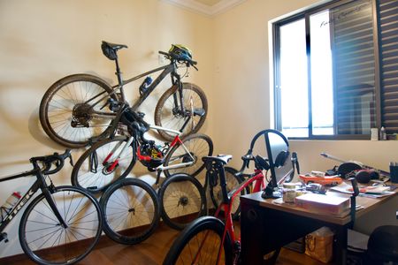 Apartamento à venda com 164m², 4 quartos e 2 vagasQuarto 2