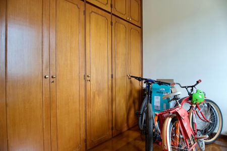 Apartamento à venda com 164m², 4 quartos e 2 vagasQuarto 1