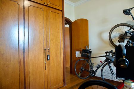 Apartamento à venda com 164m², 4 quartos e 2 vagasQuarto 2