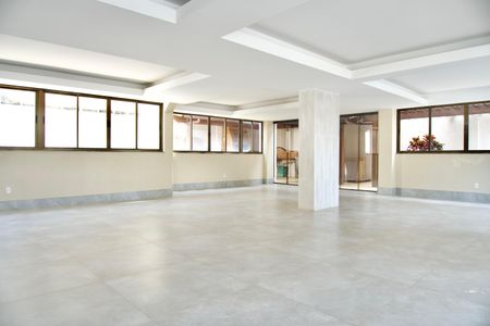 Apartamento à venda com 164m², 4 quartos e 2 vagasÁrea comum - Salão de festas
