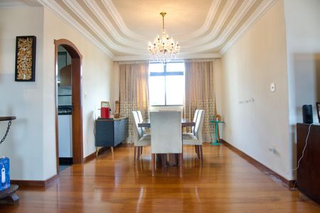 Apartamento à venda com 164m², 4 quartos e 2 vagasSala de Jantar