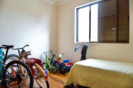 Apartamento à venda com 164m², 4 quartos e 2 vagasQuarto 1