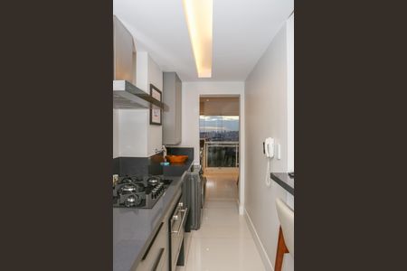 Apartamento à venda com 80m², 2 quartos e 2 vagasCozinha e Área de Serviço