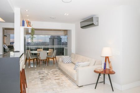 Sala e Varanda Gourmet de apartamento à venda com 2 quartos, 80m² em Água Branca, São Paulo