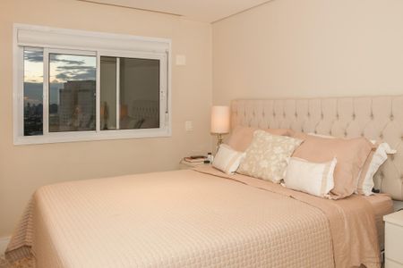 Suíte de apartamento à venda com 2 quartos, 80m² em Água Branca, São Paulo