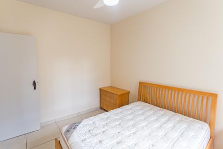 Quarto 1 de apartamento para alugar com 2 quartos, 75m² em Centro, Belo Horizonte