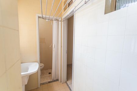 Apartamento para alugar com 75m², 2 quartos e sem vagaÁrea de Serviço
