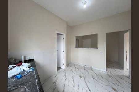Casa de condomínio para alugar com 60m², 2 quartos e sem vagaCozinha