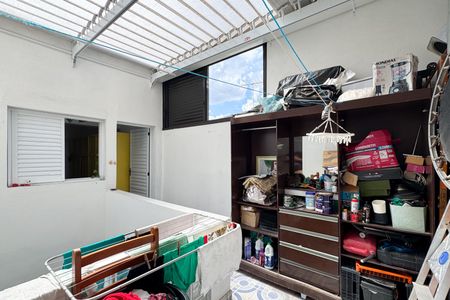 Casa à venda com 76m², 2 quartos e 2 vagasÁrea de Serviço