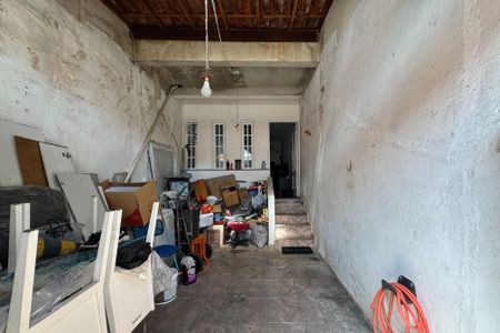 Casa à venda com 76m², 2 quartos e 2 vagasGaragem