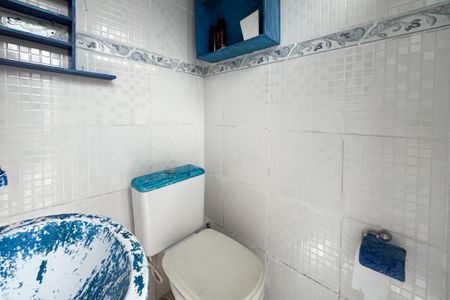 Casa à venda com 76m², 2 quartos e 2 vagasBanheiro de serviço