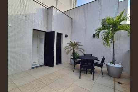 Apartamento à venda com 127m², 2 quartos e 3 vagas