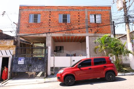 Casa à venda com 250m², 4 quartos e 4 vagasFachada do imóvel - Placa instalada no portão do imóvel - Código da placa: HBJM-75