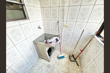 Apartamento para alugar com 53m², 2 quartos e 1 vaga Apartamento para alugar com 53m², 2 quartos e 1 vagaCozinha e Área de Serviço