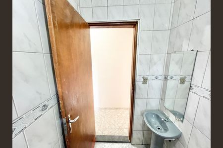 Apartamento para alugar com 53m², 2 quartos e 1 vaga Apartamento para alugar com 53m², 2 quartos e 1 vagaBanheiro