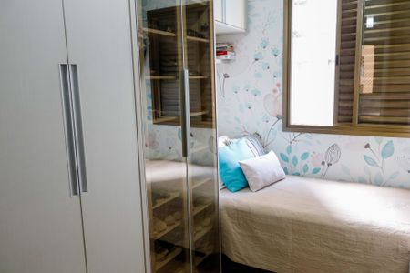 Apartamento à venda com 69m², 3 quartos e 2 vagasQuarto 2