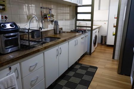 Apartamento à venda com 69m², 3 quartos e 2 vagasCozinha