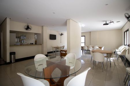 Apartamento à venda com 89m², 2 quartos e 2 vagas Apartamento à venda com 89m², 2 quartos e 2 vagasSalão de festas