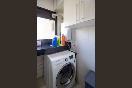 Apartamento à venda com 89m², 2 quartos e 2 vagas Apartamento à venda com 89m², 2 quartos e 2 vagasÁrea de Serviço