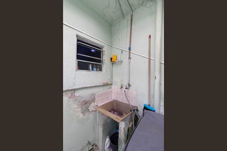 Casa à venda com 360m², 4 quartos e 3 vagasCasa 2 - Área de Serviço 