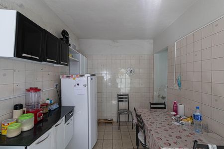 Casa à venda com 360m², 4 quartos e 3 vagasCasa 2 - Cozinha