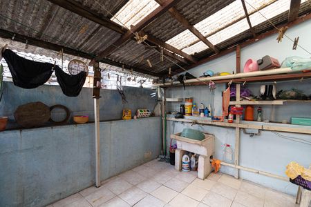 Casa à venda com 360m², 4 quartos e 3 vagasCasa 1 - Área de Serviço 