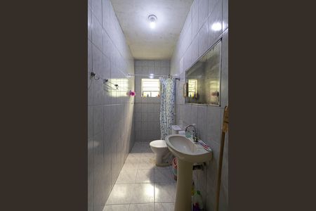 Casa à venda com 360m², 4 quartos e 3 vagasCasa 2 - Banheiro