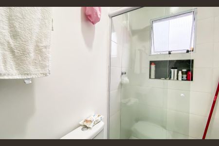 Casa à venda com 107m², 2 quartos e 2 vagasBanheiro da Suíte 2