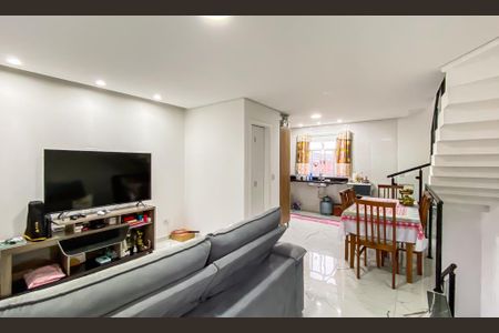 Sala  de casa à venda com 2 quartos, 107m² em Vila Nhocuné, São Paulo
