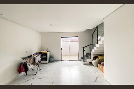 Casa à venda com 107m², 2 quartos e 2 vagasÁrea comum