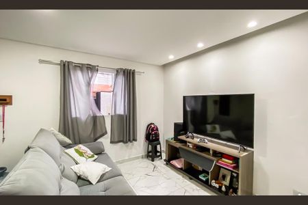 Sala  de casa à venda com 2 quartos, 107m² em Vila Nhocuné, São Paulo