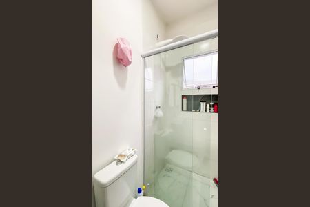 Casa à venda com 107m², 2 quartos e 2 vagasBanheiro da Suíte 2