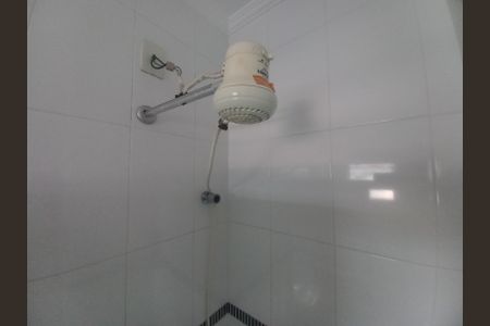 Banheiro da Suíte de casa para alugar com 2 quartos, 53m² em Catiapoã, São Vicente