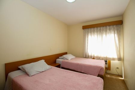 Apartamento à venda com 42m², 1 quarto e 1 vagaQuarto