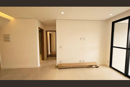 Sala de apartamento para alugar com 2 quartos, 80m² em Recanto Quarto Centenario, Jundiaí