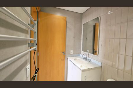 Apartamento para alugar com 80m², 2 quartos e 2 vagasBanheiro da Suíte