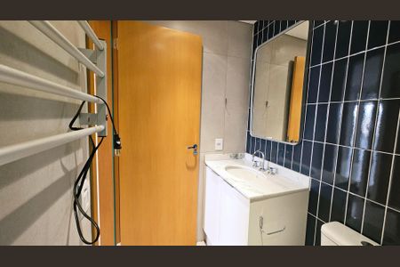 Apartamento para alugar com 80m², 2 quartos e 2 vagasBanheiro