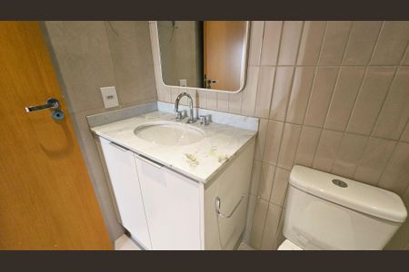 Apartamento para alugar com 80m², 2 quartos e 2 vagasBanheiro da Suíte