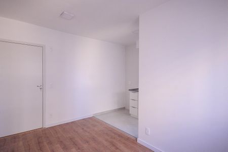 Sala  de apartamento para alugar com 2 quartos, 38m² em Vila Vermelha, São Paulo