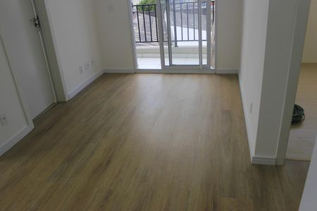 Sala  de apartamento para alugar com 2 quartos, 39m² em Centro, Guarulhos