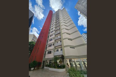 Apartamento para alugar com 160m², 3 quartos e 1 vagaFachada