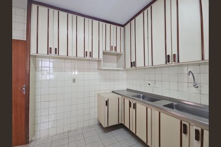 Apartamento para alugar com 160m², 3 quartos e 1 vaga Apartamento para alugar com 160m², 3 quartos e 1 vagaCozinha