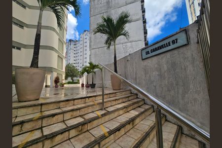 Apartamento para alugar com 160m², 3 quartos e 1 vagaescada 