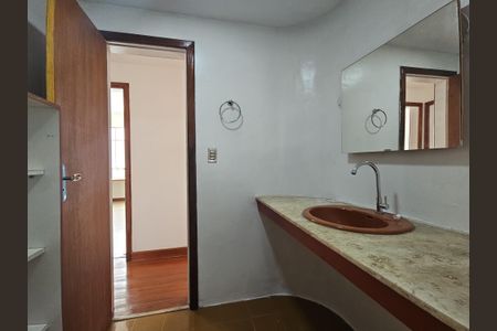 Apartamento para alugar com 160m², 3 quartos e 1 vagaBanheiro Corredor