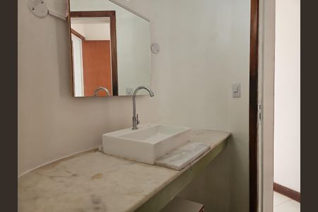 Apartamento para alugar com 160m², 3 quartos e 1 vagaBanheiro Corredor