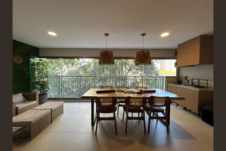 Apartamento à venda com 3 quartos, 131m² em Vila Mariana, São Paulo