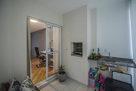Apartamento à venda com 90m², 3 quartos e 2 vagasVaranda gourmet